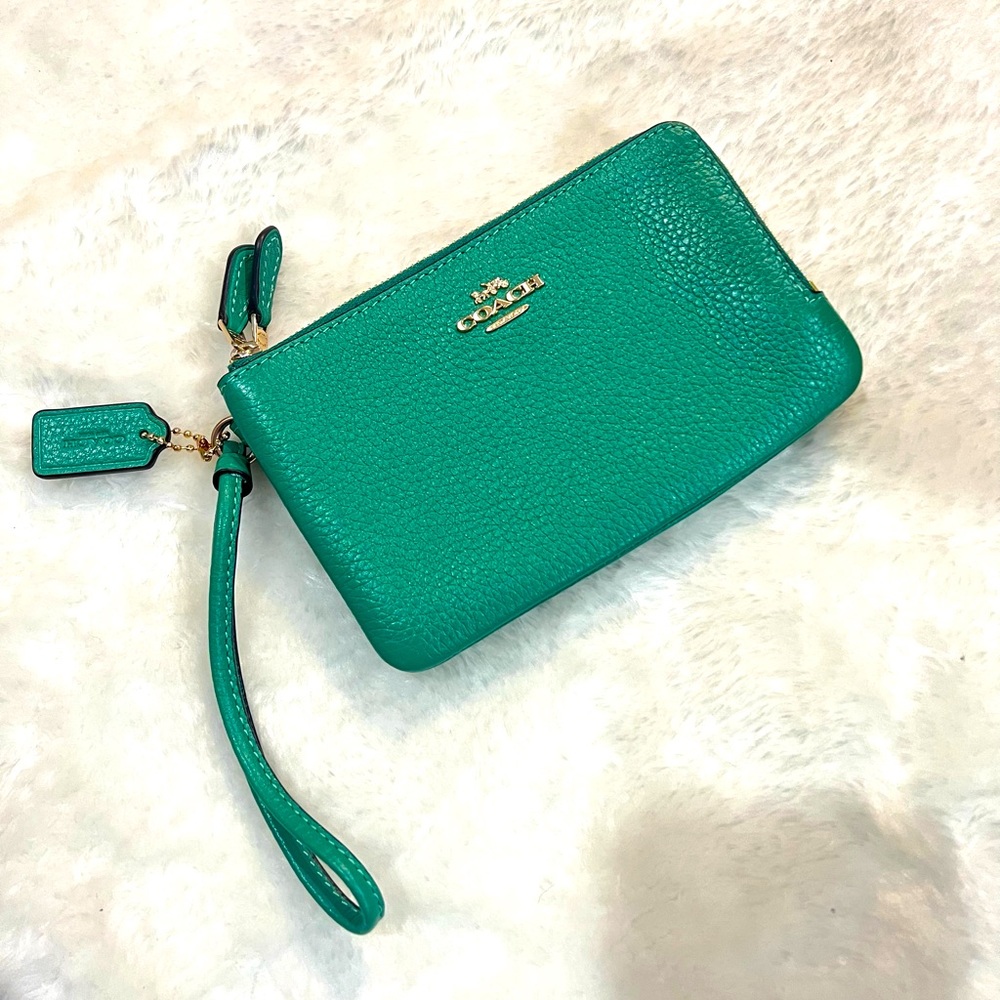 Coach Wristlet 2 zipper